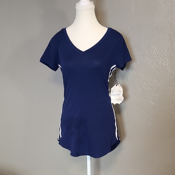 Crave Fame Navy Blue V-Neck Juniors Women's Sneaker Tee Medium NWT White Stripes - Picture 1 of 8